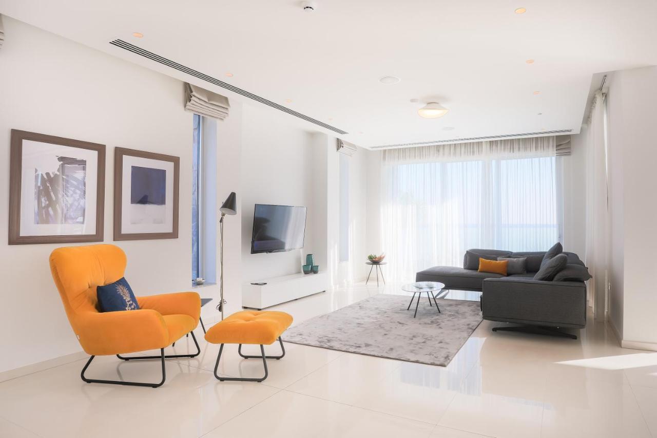 Sea Pearl Beachfront Villas - Breeze Ayía Nápa Extérieur photo