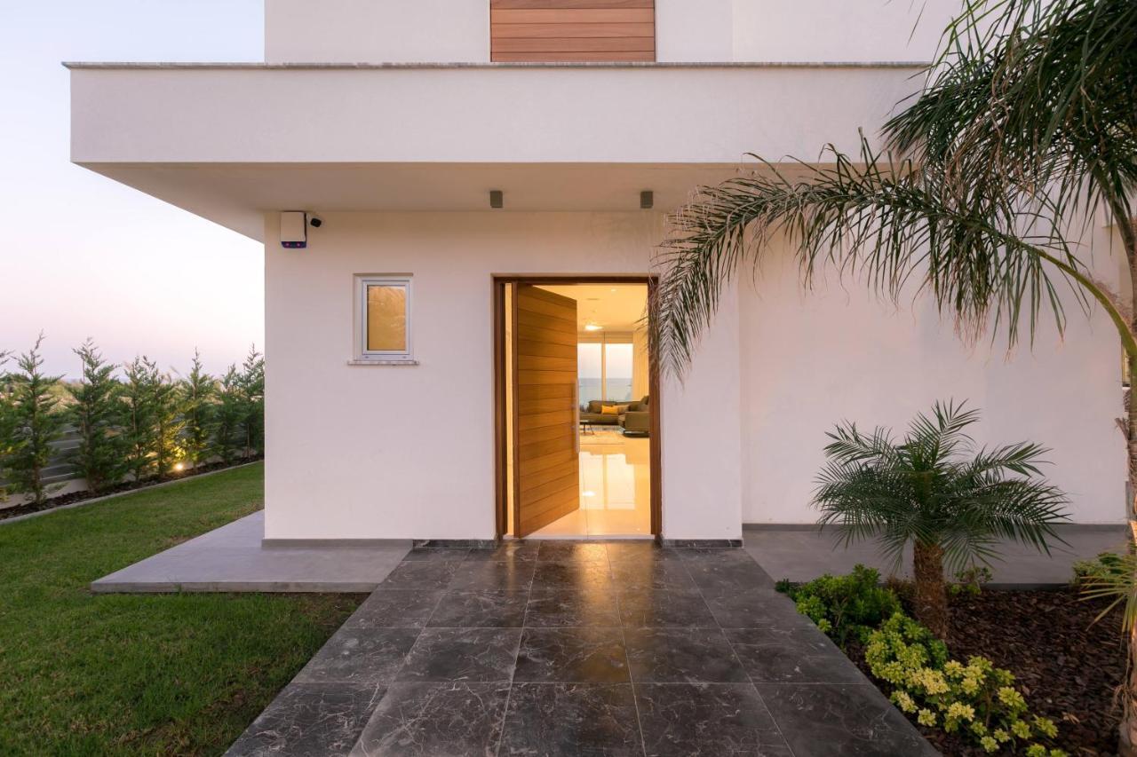 Sea Pearl Beachfront Villas - Breeze Ayía Nápa Extérieur photo