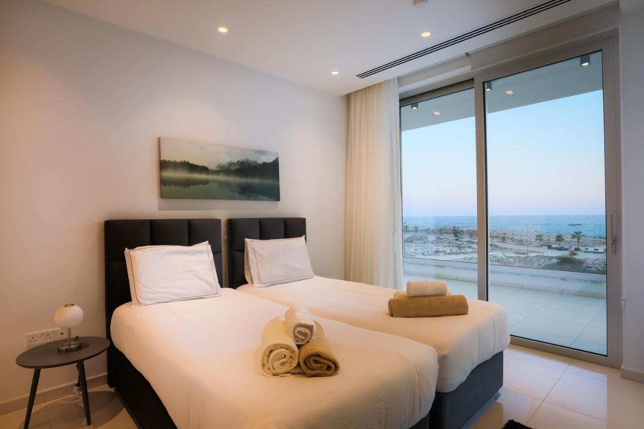 Sea Pearl Beachfront Villas - Breeze Ayía Nápa Extérieur photo